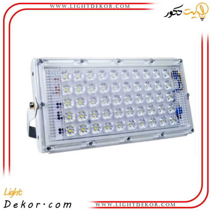 پرژکتور-۵۰-وات-بیلبوردی-چینی-(افتابی)